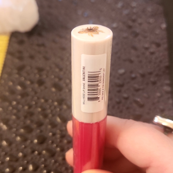 Milli Rose Lip Shine- "Valentini" - Picture 6 of 6